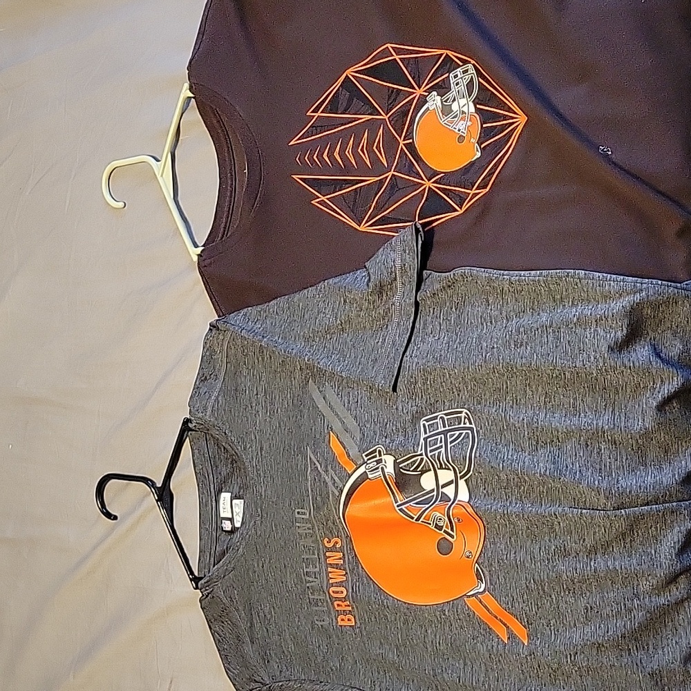 2 - Mens Browns Football Heatgear Shirts M LIKE NEW